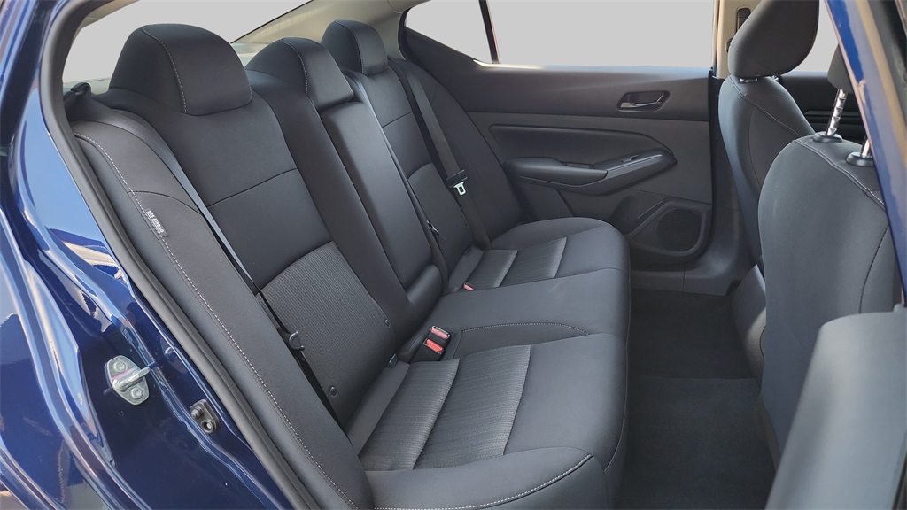 2024 Nissan Altima 2.5 S Image 12 of 37