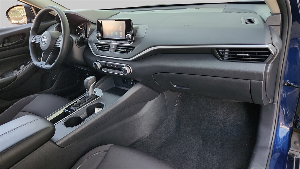 2024 Nissan Altima 2.5 S Image 15 of 37