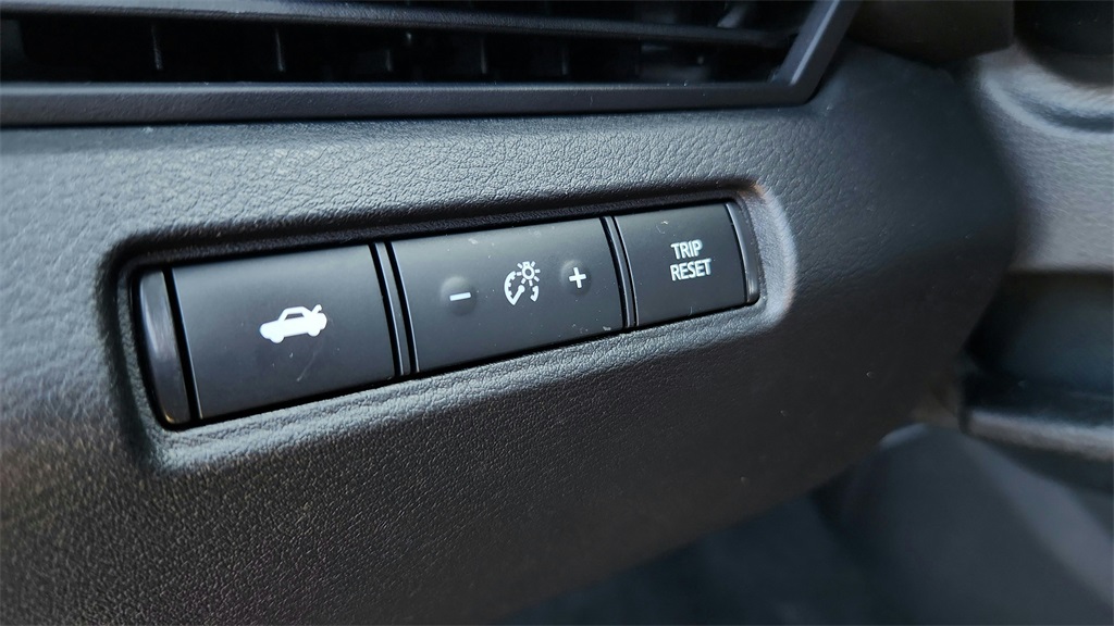 2024 Nissan Altima 2.5 S Image 27 of 37