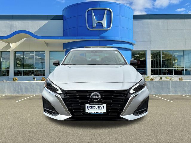 2024 Nissan Altima 2.5 S Image 2 of 25