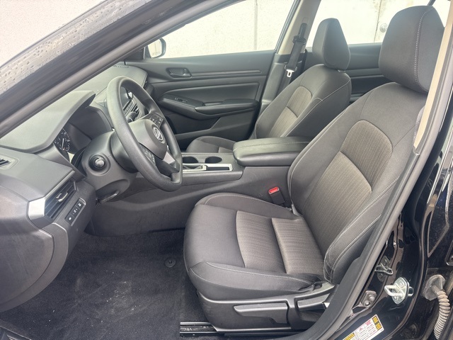 2024 Nissan Altima 2.5 S Image 10 of 18