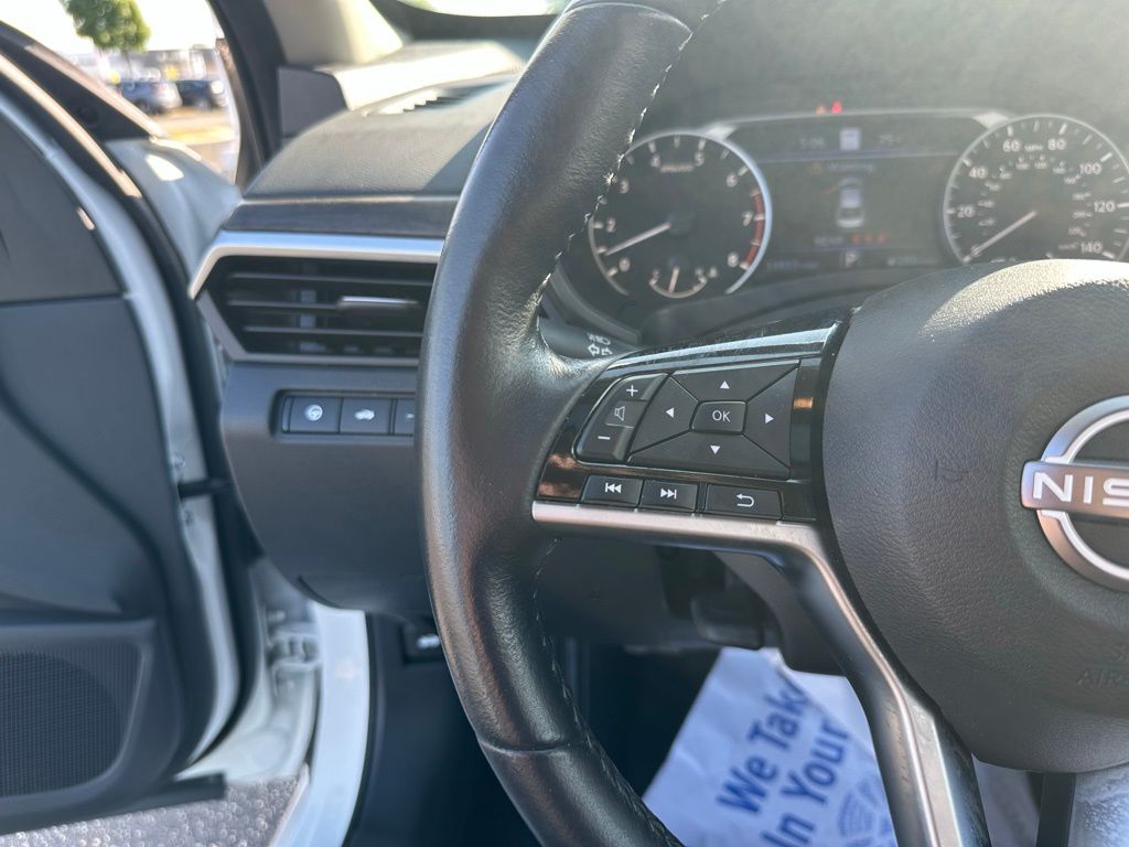 2024 Nissan Altima 2.5 SL Image 15 of 24