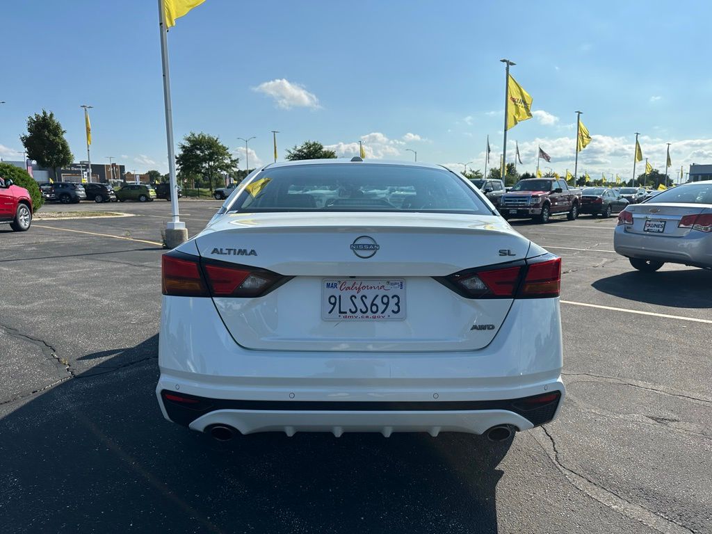 2024 Nissan Altima 2.5 SL Image 3 of 24
