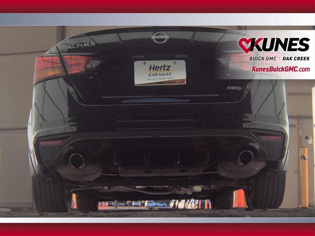 2024 Nissan Altima 2.5 SL Image 19 of 25