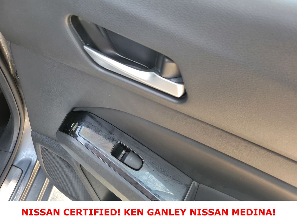2024 Nissan Altima 2.5 SL Image 39 of 53