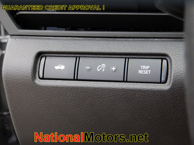 Vehicle image 10 of 11