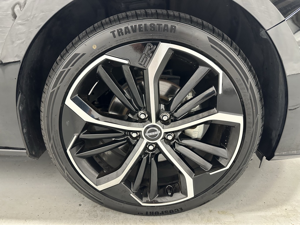 2024 Nissan Altima 2.5 SR Image 10 of 64