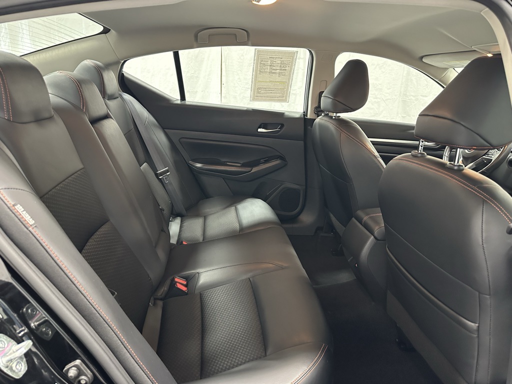 2024 Nissan Altima 2.5 SR Image 16 of 64