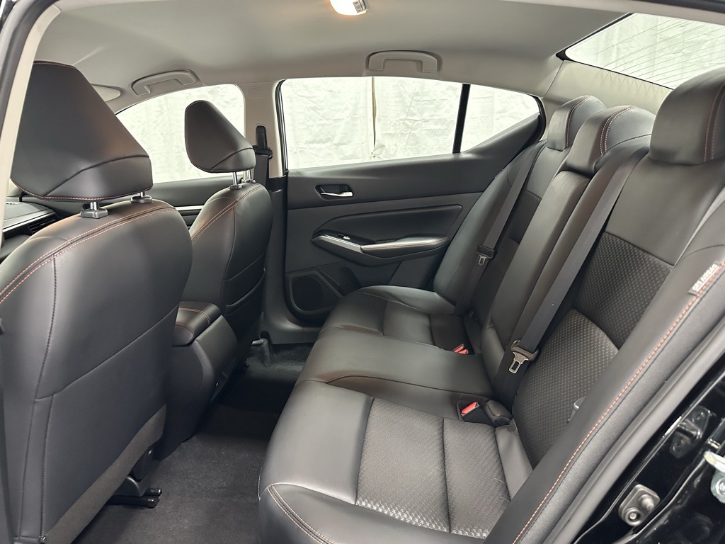 2024 Nissan Altima 2.5 SR Image 17 of 64