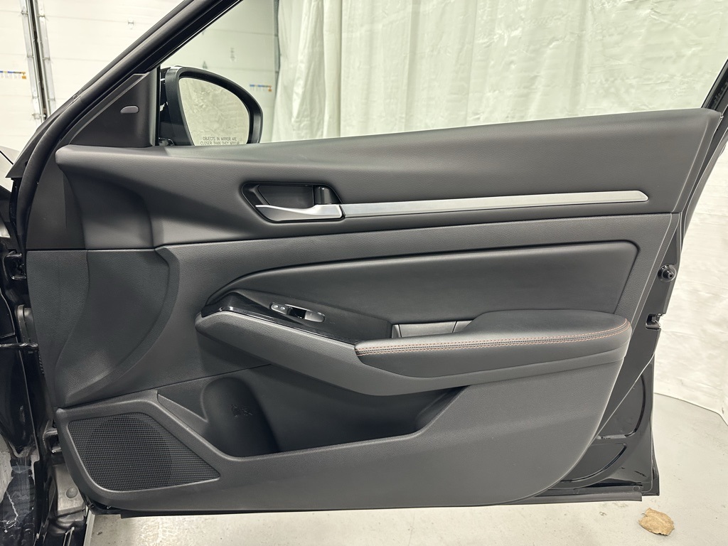 2024 Nissan Altima 2.5 SR Image 53 of 64