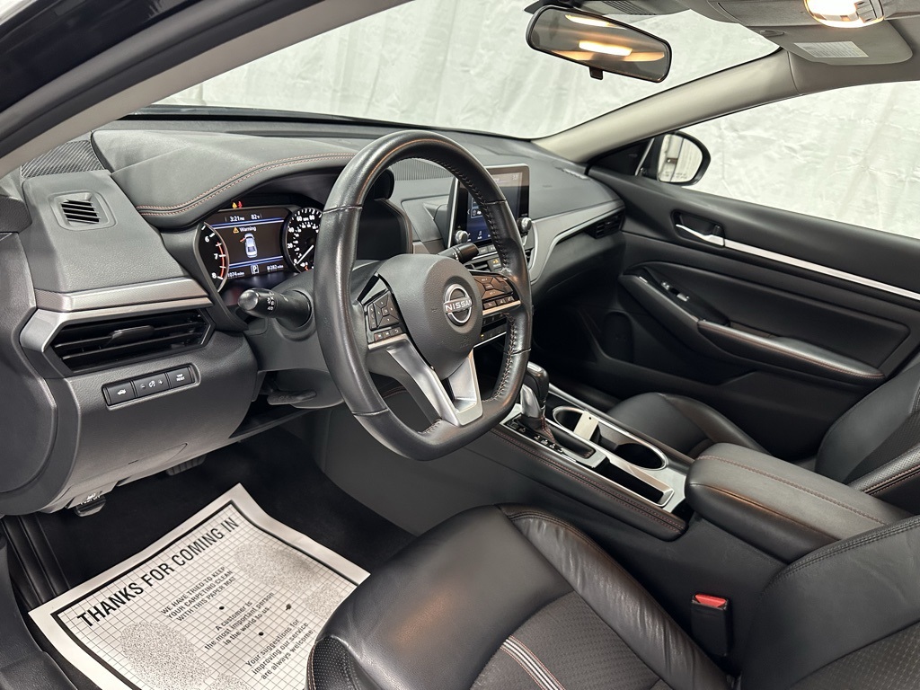 2024 Nissan Altima 2.5 SR Image 32 of 64
