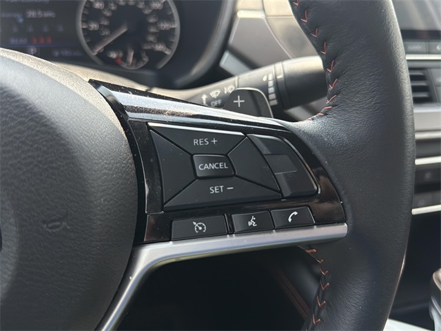 Vehicle image 29 of 30