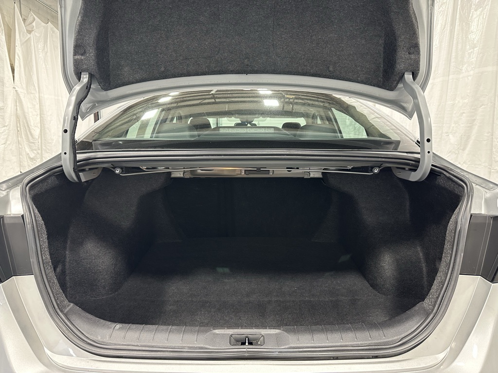 2024 Nissan Altima 2.5 SR Image 15 of 67