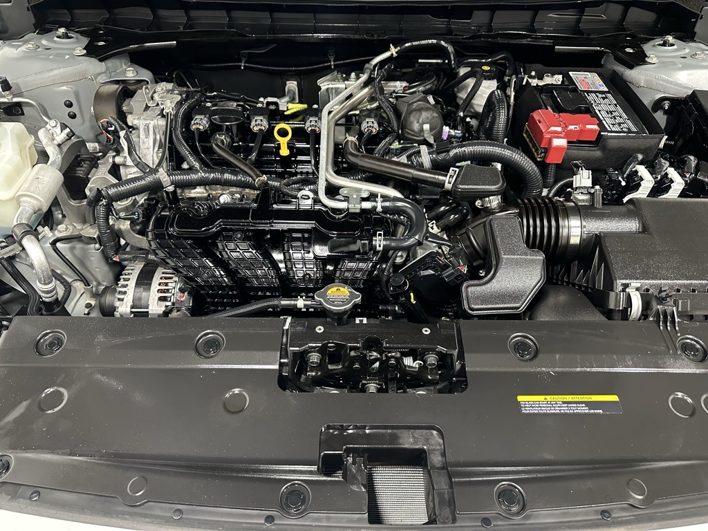 2024 Nissan Altima 2.5 SR Image 8 of 67