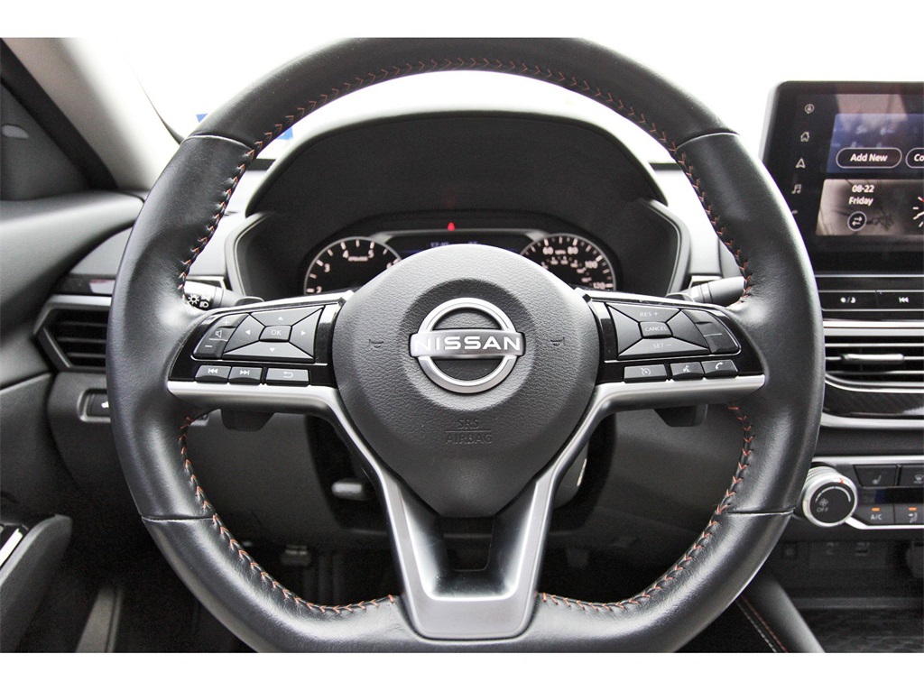 2024 Nissan Altima 2.5 SR Image 9 of 15