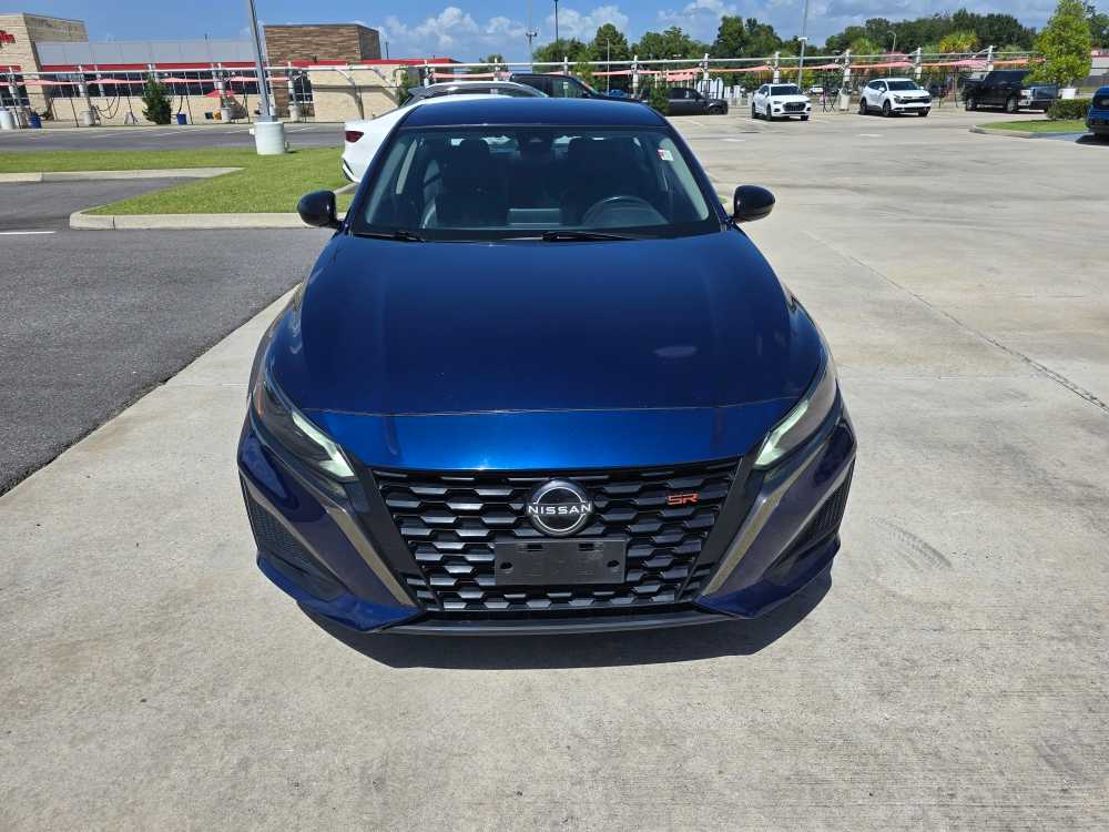 2024 Nissan Altima 2.5 SR Image 1 of 15