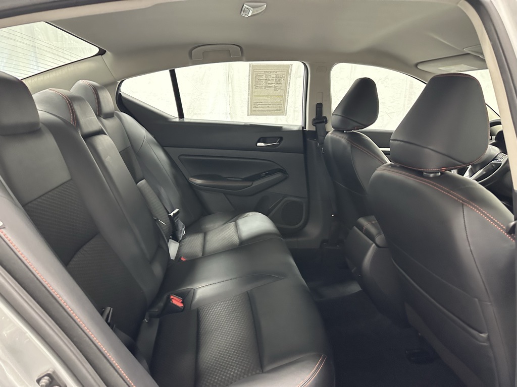 2024 Nissan Altima 2.5 SR Image 19 of 64