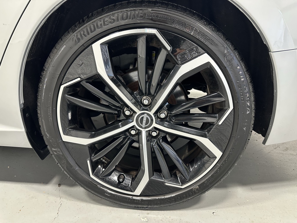 2024 Nissan Altima 2.5 SR Image 13 of 64