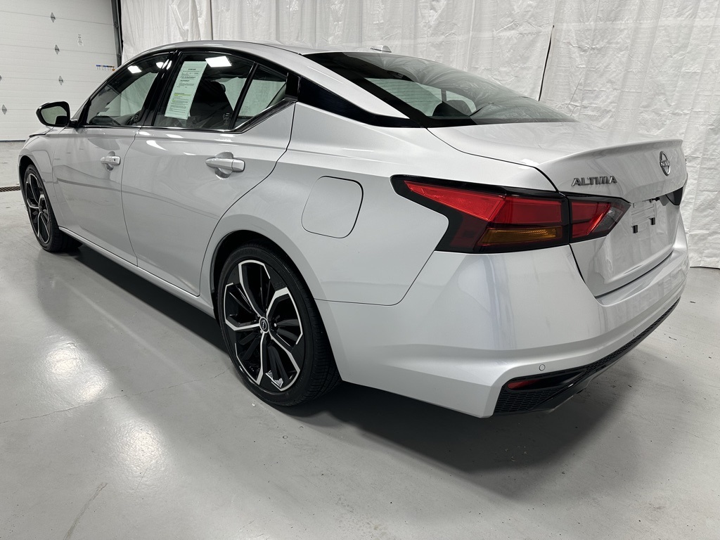 2024 Nissan Altima 2.5 SR Image 6 of 64