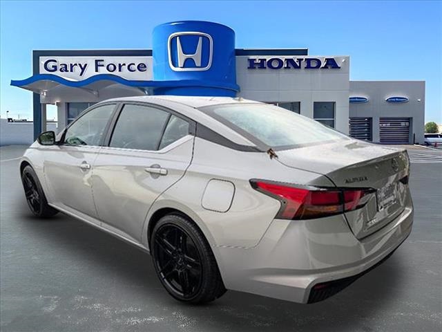 2024 Nissan Altima 2.5 SR Image 4 of 22