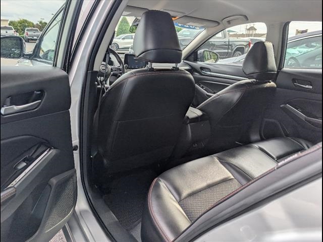 2024 Nissan Altima 2.5 SR Image 7 of 22