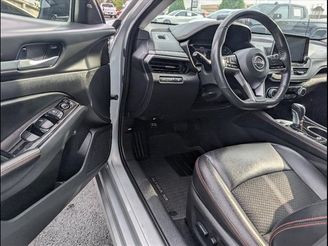 2024 Nissan Altima 2.5 SR Image 8 of 22