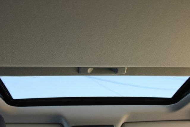 Vehicle image 23 of 31