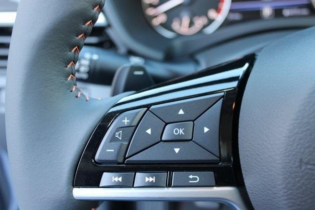 Vehicle image 16 of 31