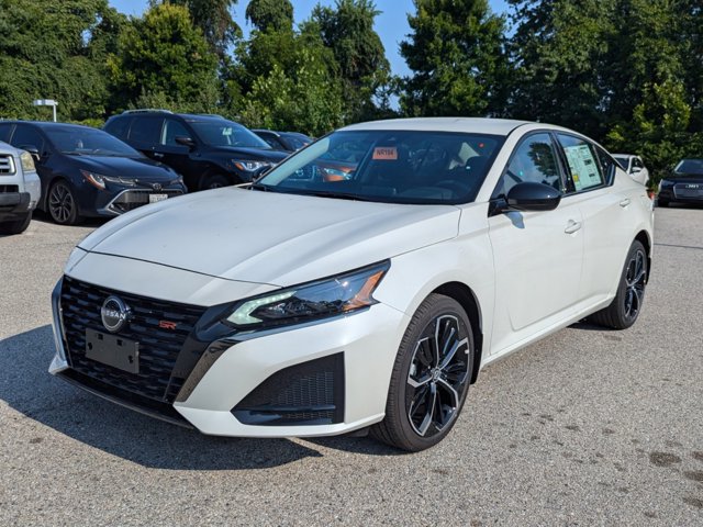 2024 Nissan Altima 2.5 SR Image 1 of 25