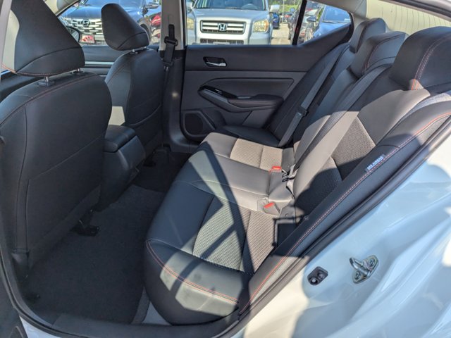 2024 Nissan Altima 2.5 SR Image 10 of 25