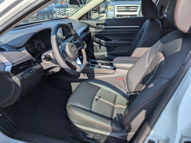 2024 Nissan Altima 2.5 SR Image 11 of 25