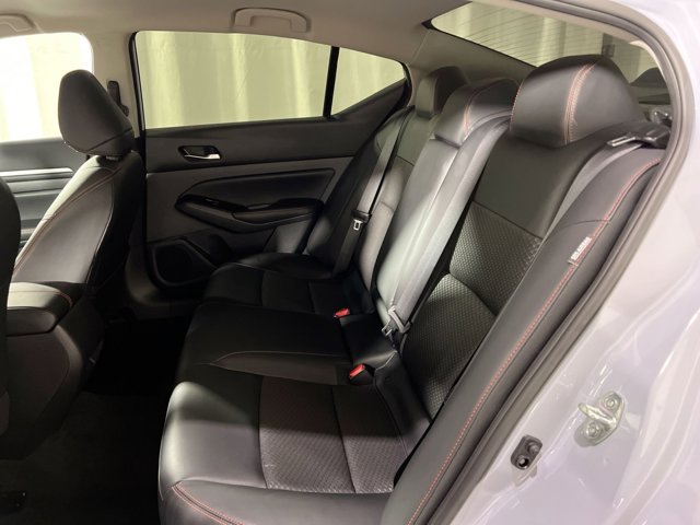 2024 Nissan Altima 2.5 SR Image 10 of 26