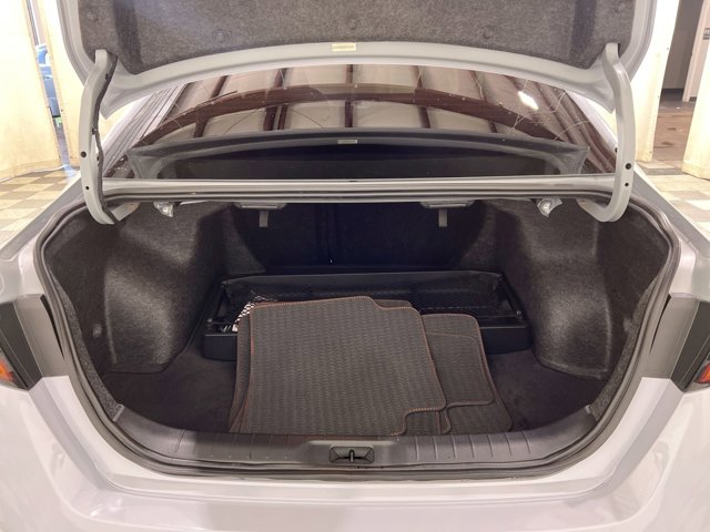2024 Nissan Altima 2.5 SR Image 9 of 26