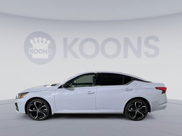 2024 Nissan Altima 2.5 SR Image 8 of 26
