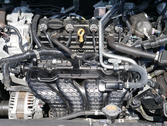 2024 Nissan Altima 2.5 SV Image 8 of 30