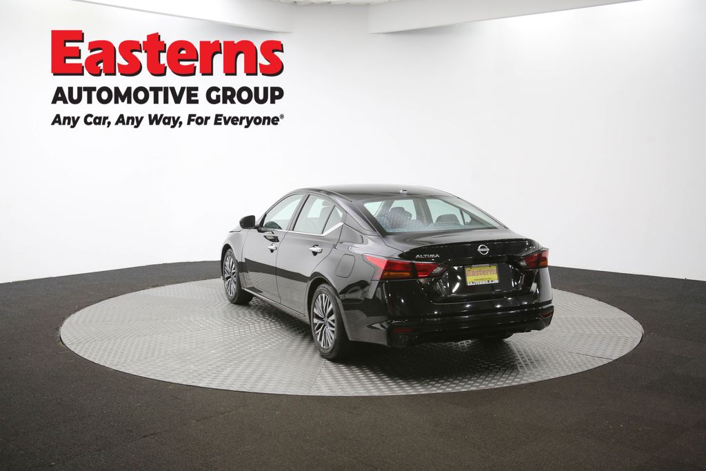 2024 Nissan Altima 2.5 SV Image 29 of 63