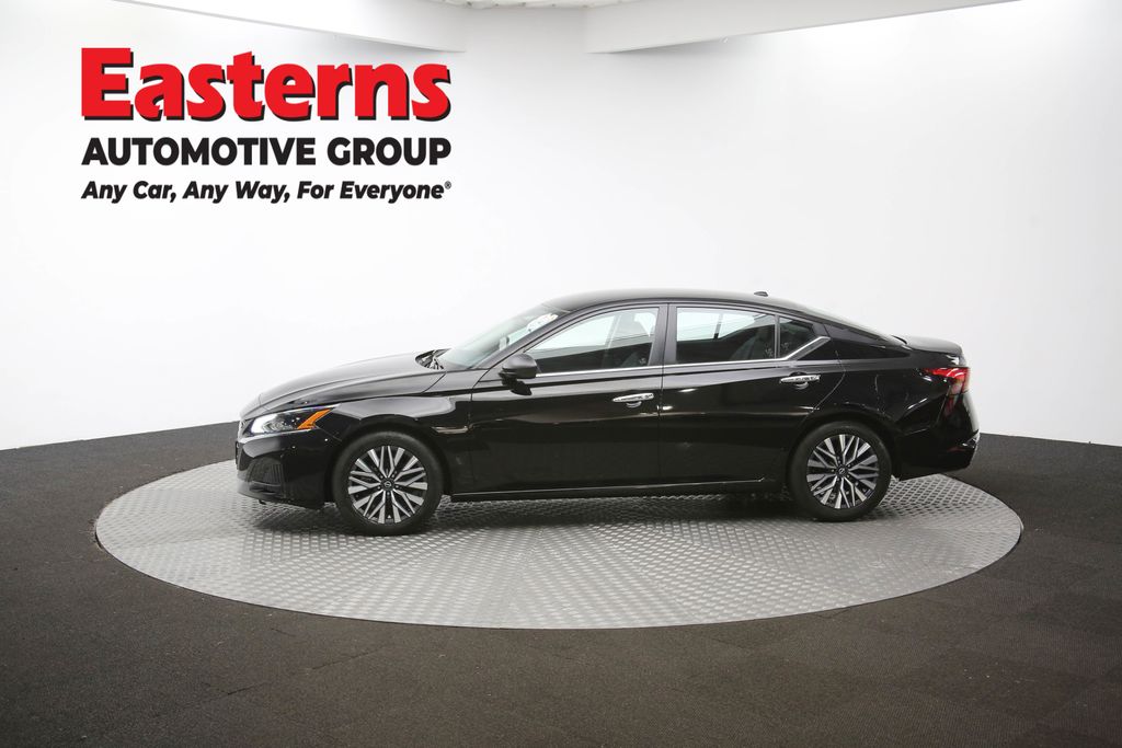 2024 Nissan Altima 2.5 SV Image 34 of 63