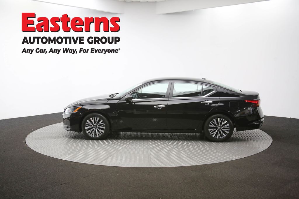 2024 Nissan Altima 2.5 SV Image 35 of 63