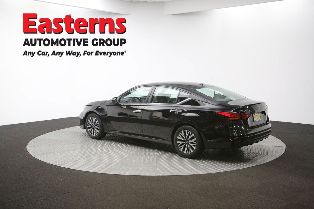 2024 Nissan Altima 2.5 SV Image 33 of 63