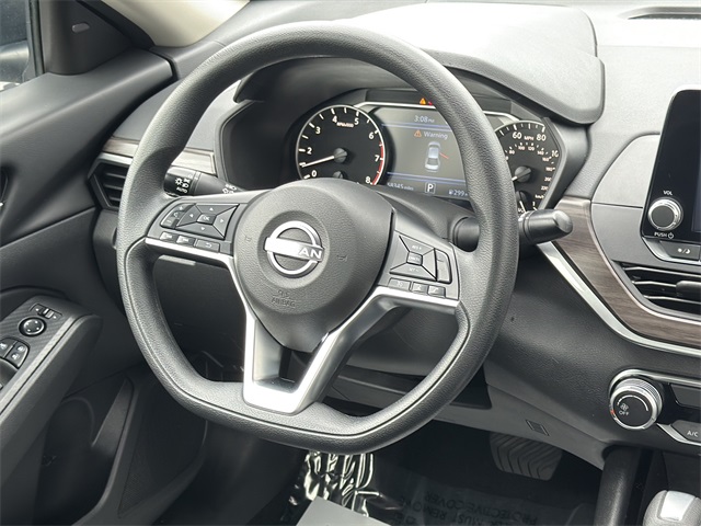 2024 Nissan Altima 2.5 SV Image 15 of 32