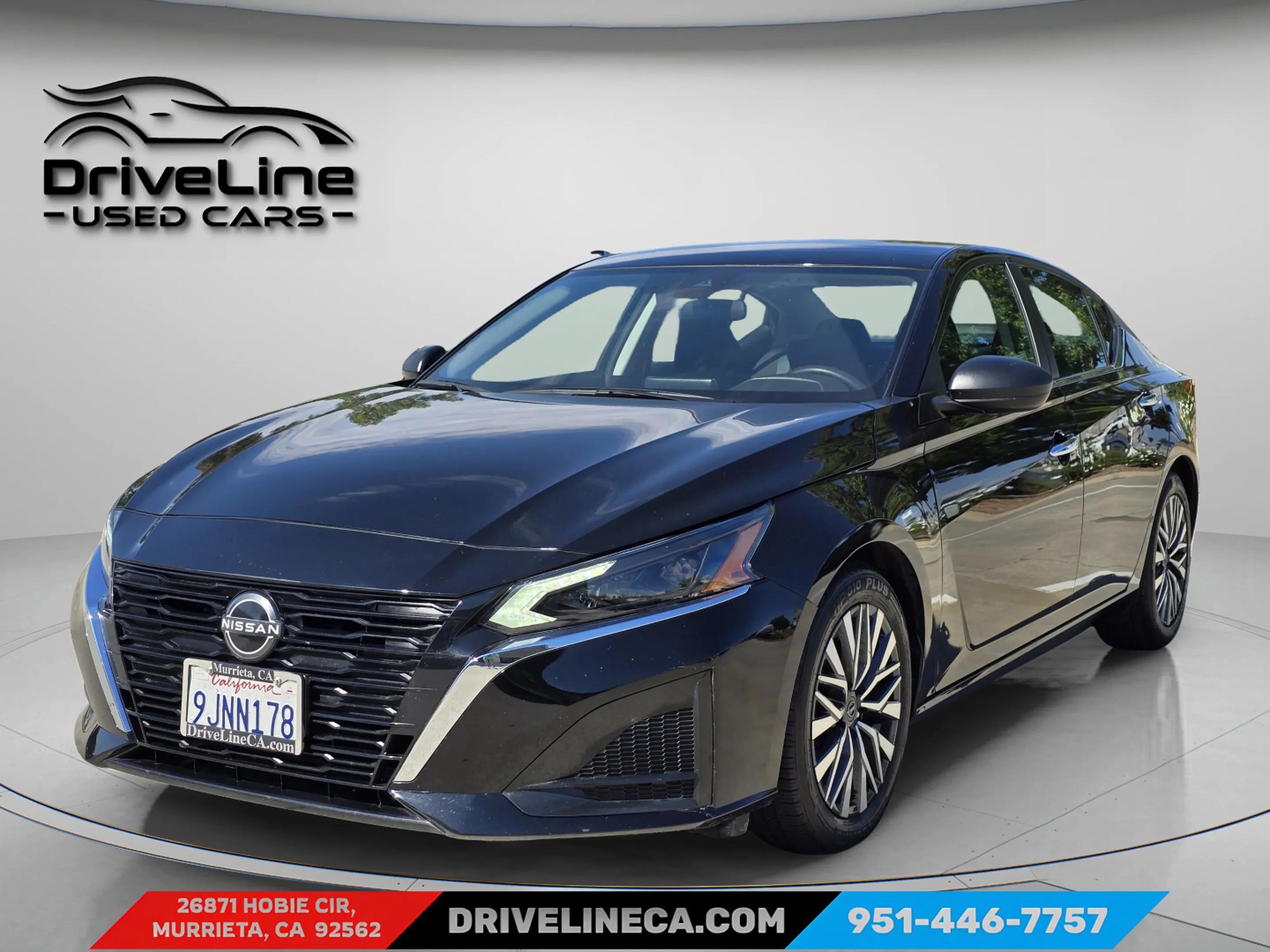2024 Nissan Altima 2.5 SV Image 2 of 33