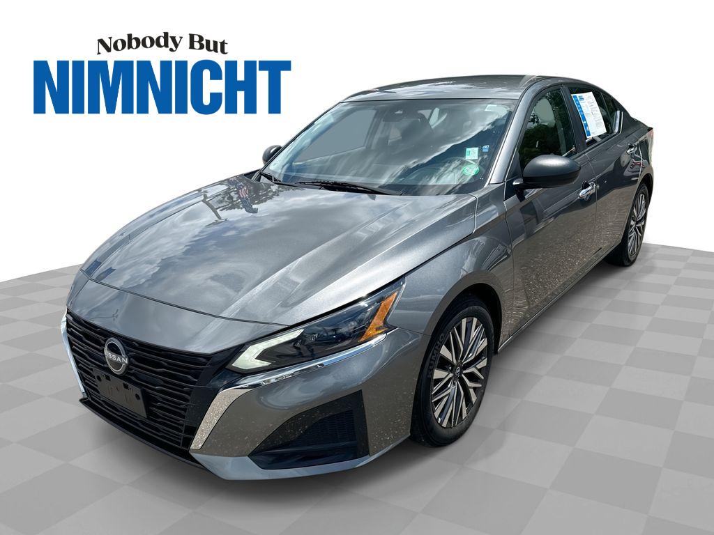 2024 Nissan Altima 2.5 SV Image 1 of 32