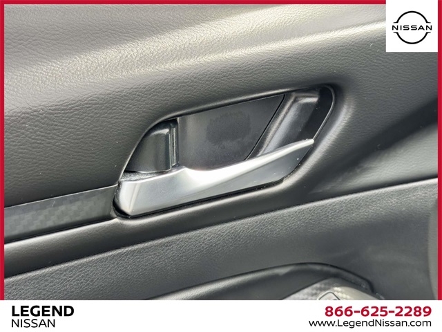 2024 Nissan Altima 2.5 SV Image 12 of 30
