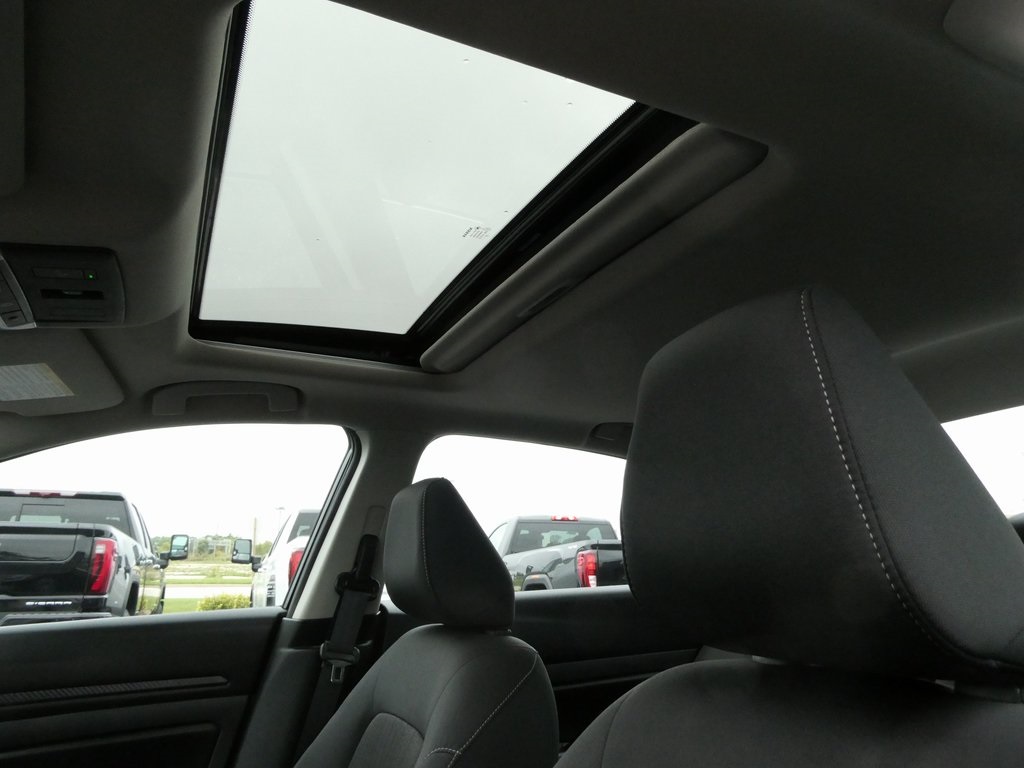 2024 Nissan Altima 2.5 SV Image 13 of 40