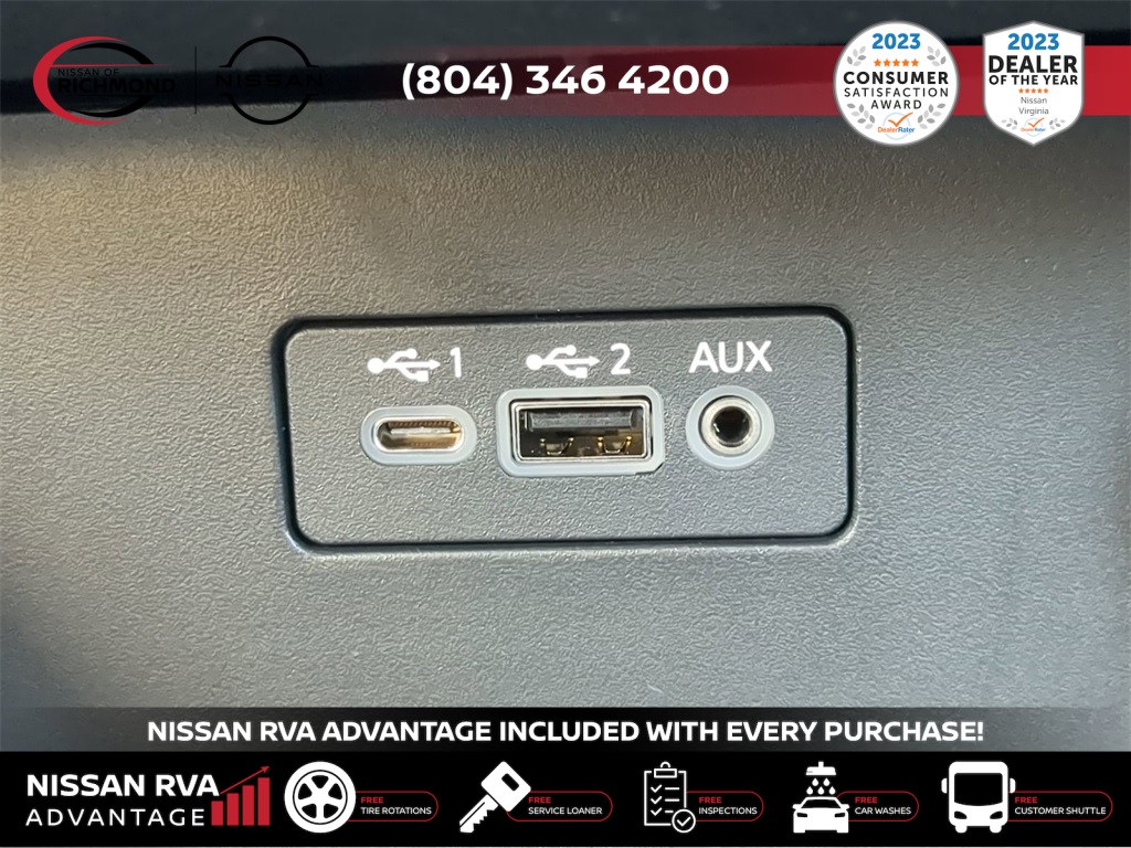 Vehicle image 19 of 25