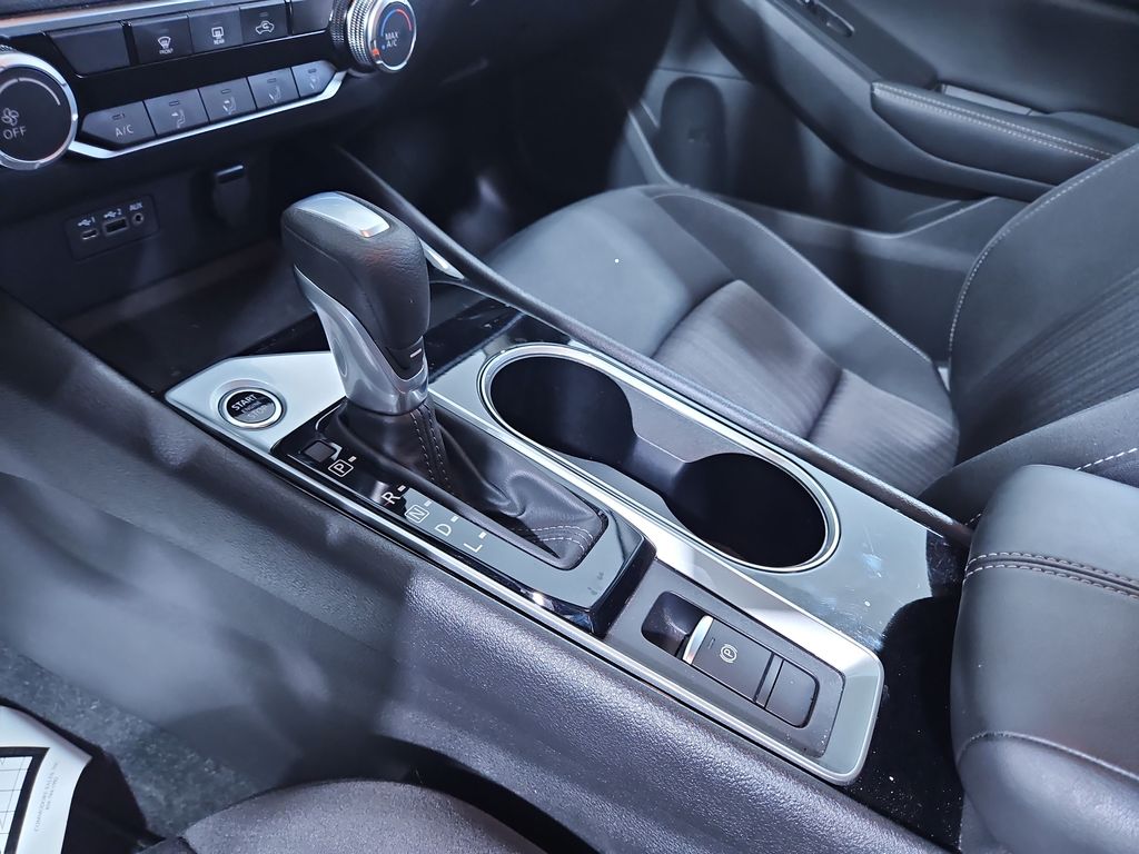 2024 Nissan Altima 2.5 SV Image 20 of 29