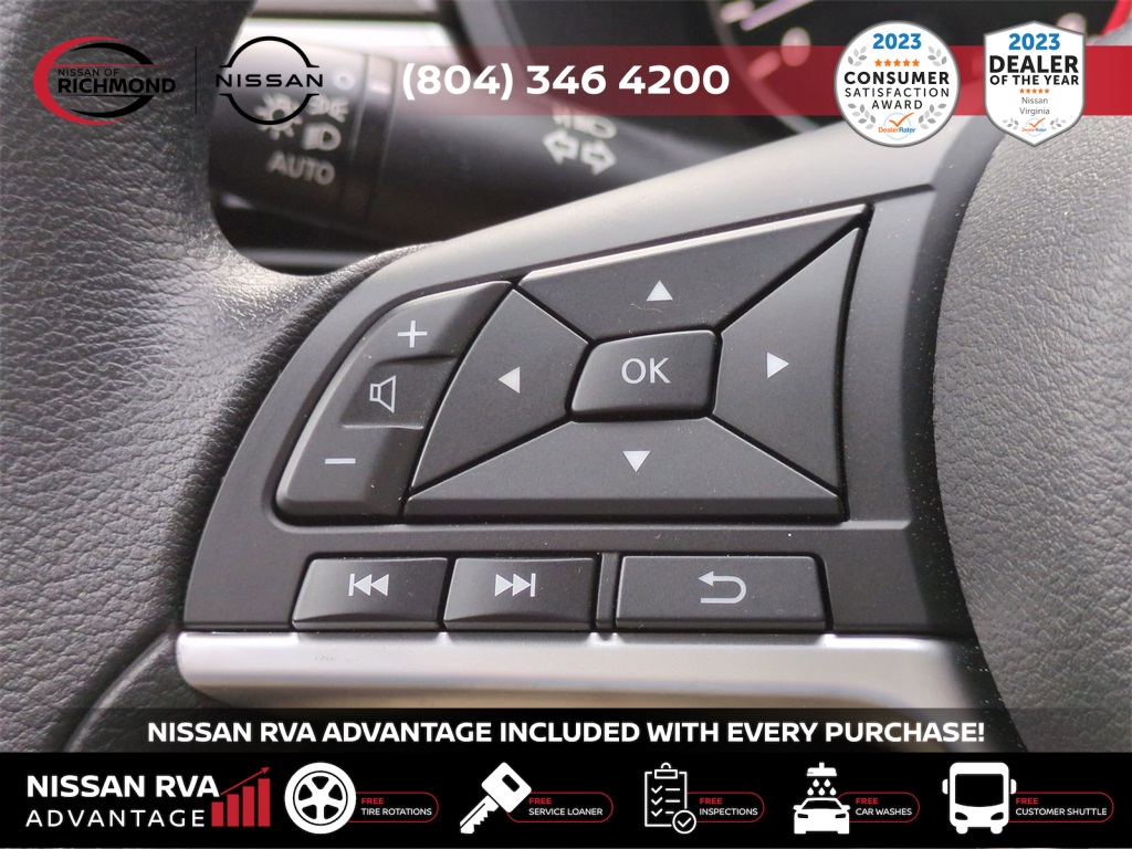 Vehicle image 22 of 26