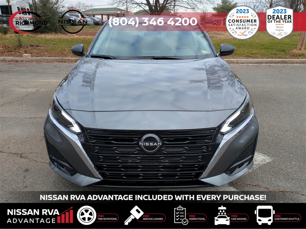 Vehicle image 3 of 26