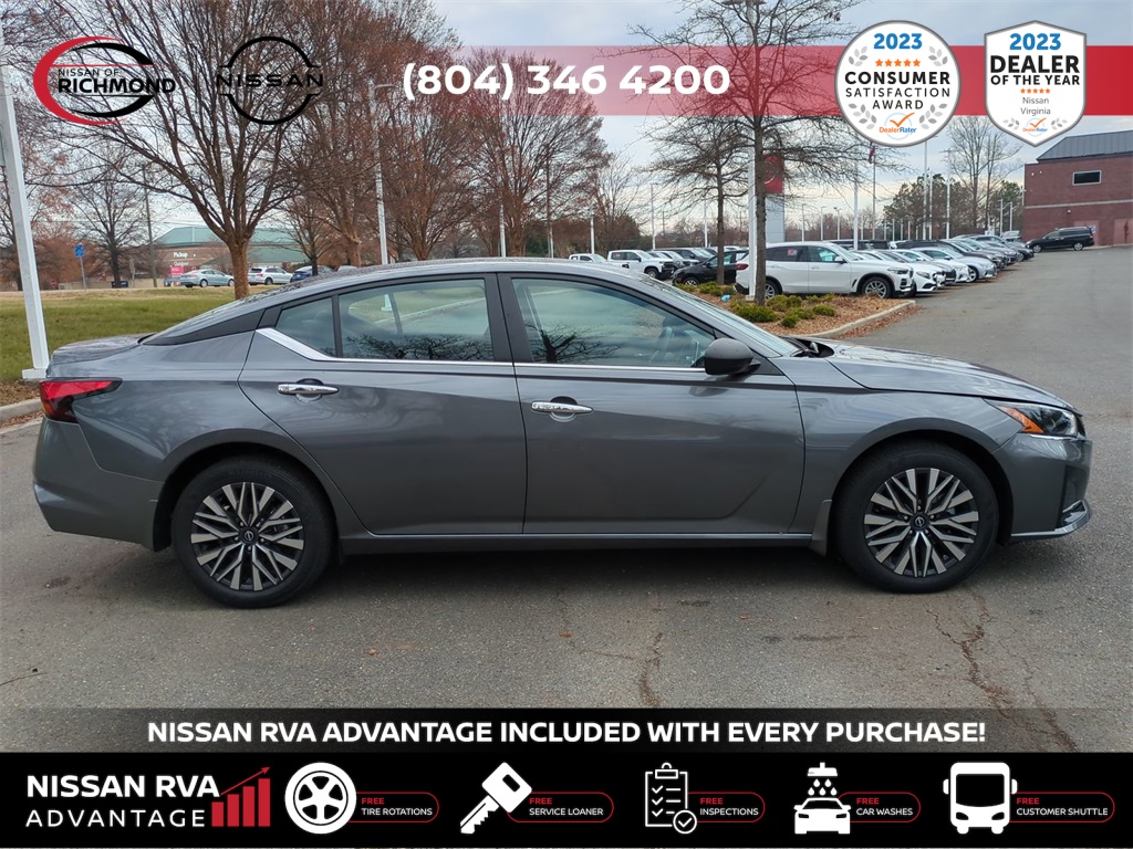 Vehicle image 5 of 26