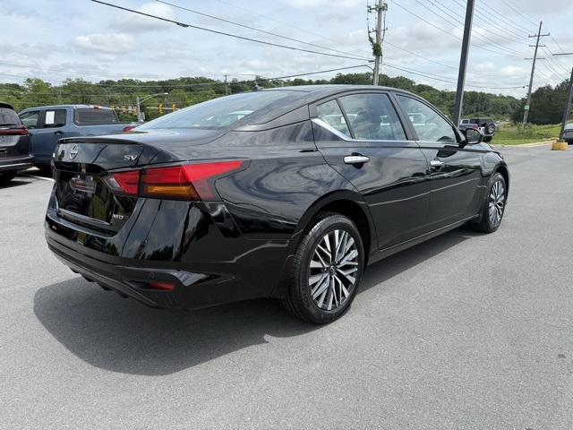 Vehicle image 5 of 35